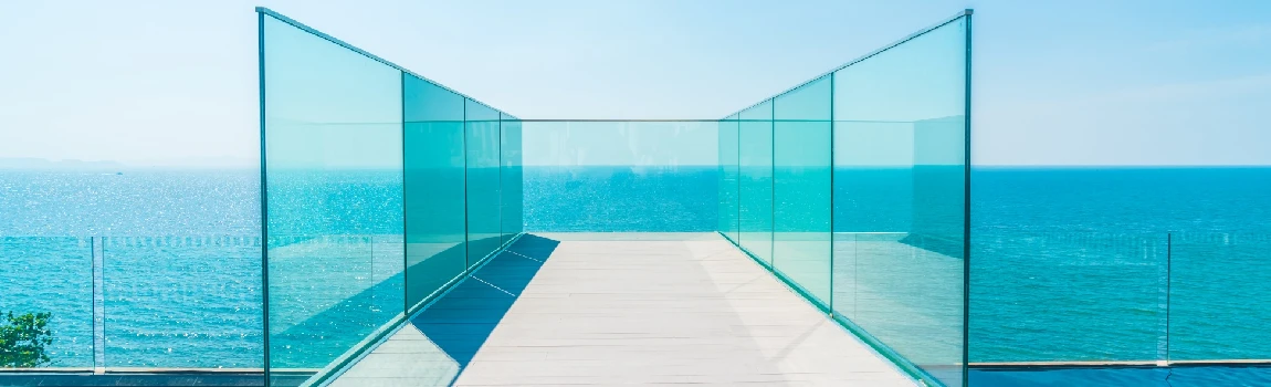 Customized Glass Pool Fence Repair Services in Boca Raton, FL